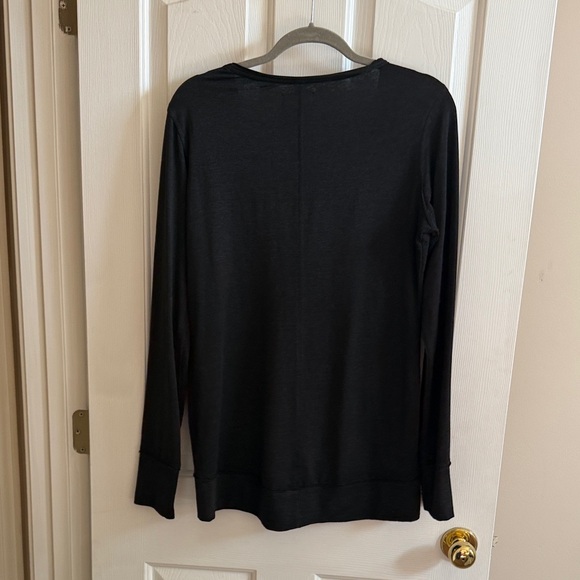 🍁 Sundays:  Charcoal Gray Long Sleeve V-Neck Top - Picture 5 of 5